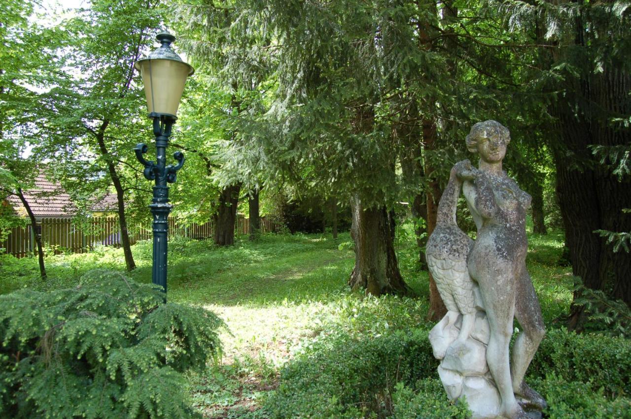 Glögglhof Panzió Trofaiach Kültér fotó