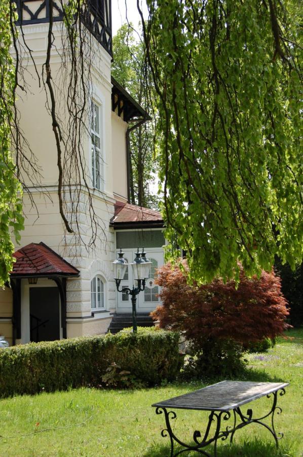 Glögglhof Panzió Trofaiach Kültér fotó